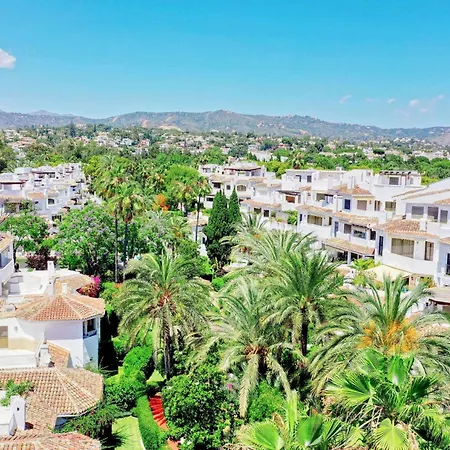 1080 Beachfront Penthouse 3 Floors Jacuzzi 2 Pools Wifi Roof Terrace