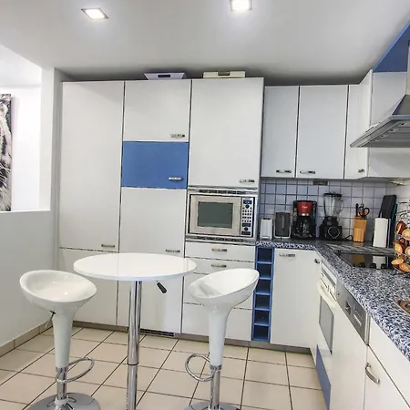 1080 Beachfront Penthouse 3 Floors Jacuzzi 2 Pools Wifi Roof Terrace *