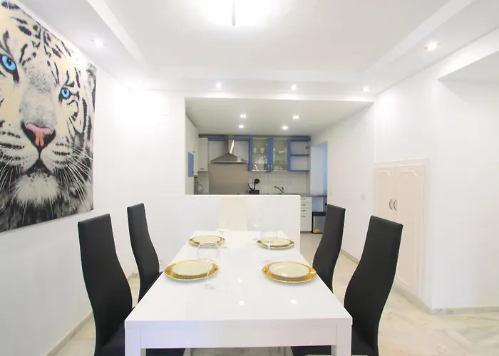 1080 Beachfront Penthouse 3 Floors Jacuzzi 2 Pools Wifi Roof Terrace