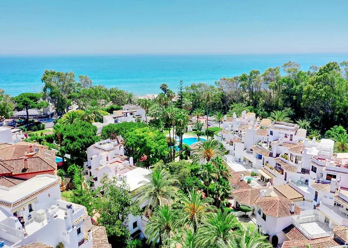 1080 Beachfront Penthouse 3 Floors Jacuzzi 2 Pools Wifi Roof Terrace * Marbella
