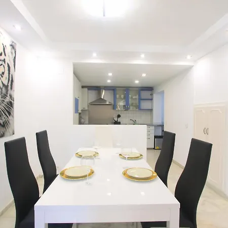 1080 Beachfront Penthouse 3 Floors Jacuzzi 2 Pools Wifi Roof Terrace