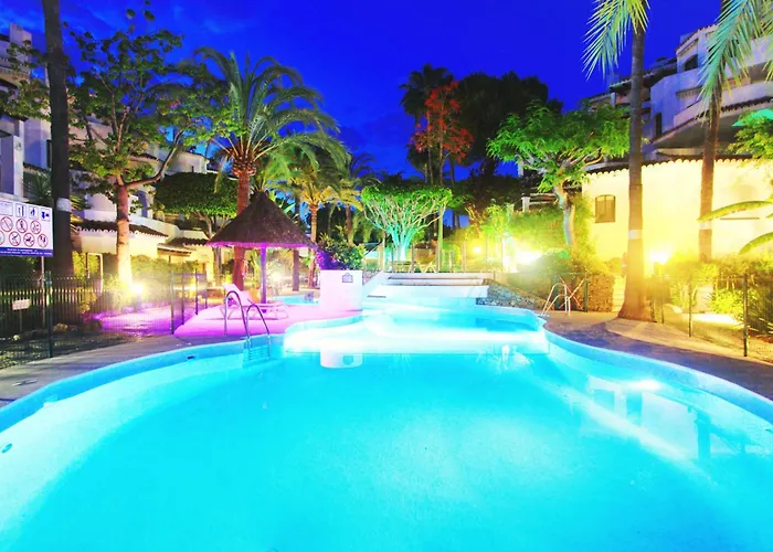 شقة 1080 Beachfront Penthouse 3 Floors Jacuzzi 2 Pools Wifi Roof Terrace