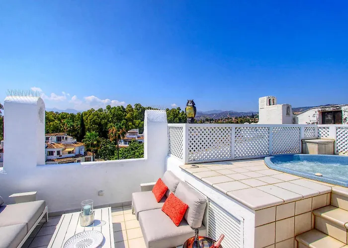 1080 Beachfront Penthouse 3 Floors Jacuzzi 2 Pools Wifi Roof Terrace * ماربيا