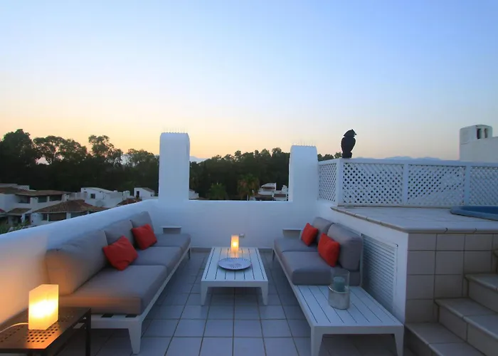 1080 Beachfront Penthouse 3 Floors Jacuzzi 2 Pools Wifi Roof Terrace * ماربيا