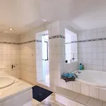 1080 Beachfront Penthouse 3 Floors Jacuzzi 2 Pools Wifi Roof Terrace Marbella
