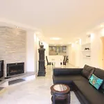 Appartamento 1080 Beachfront Penthouse 3 Floors Jacuzzi 2 Pools Wifi Roof Terrace