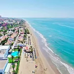 1080 Beachfront Penthouse 3 Floors Jacuzzi 2 Pools Wifi Roof Terrace