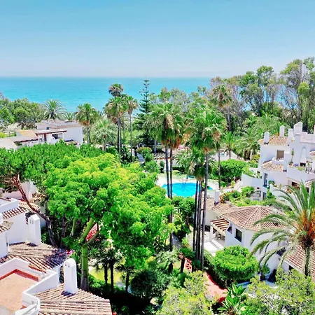 1080 Beachfront Penthouse 3 Floors Jacuzzi 2 Pools Wifi Roof Terrace Apartman