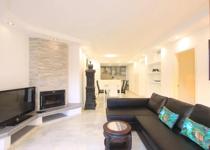 Διαμέρισμα 1080 Beachfront Penthouse 3 Floors Jacuzzi 2 Pools Wifi Roof Terrace